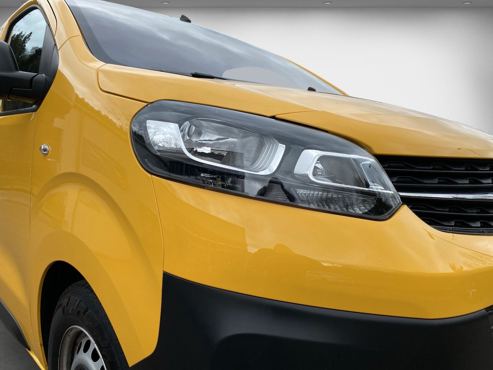 Fahrzeugabbildung Opel Vivaro Kasten Edition M