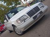Mercedes-Benz E 320 Cabrio Leder Memory-Sitze Standheizung - gebrauchte Mercedes-Benz E 320 aus dem Jahr 1993