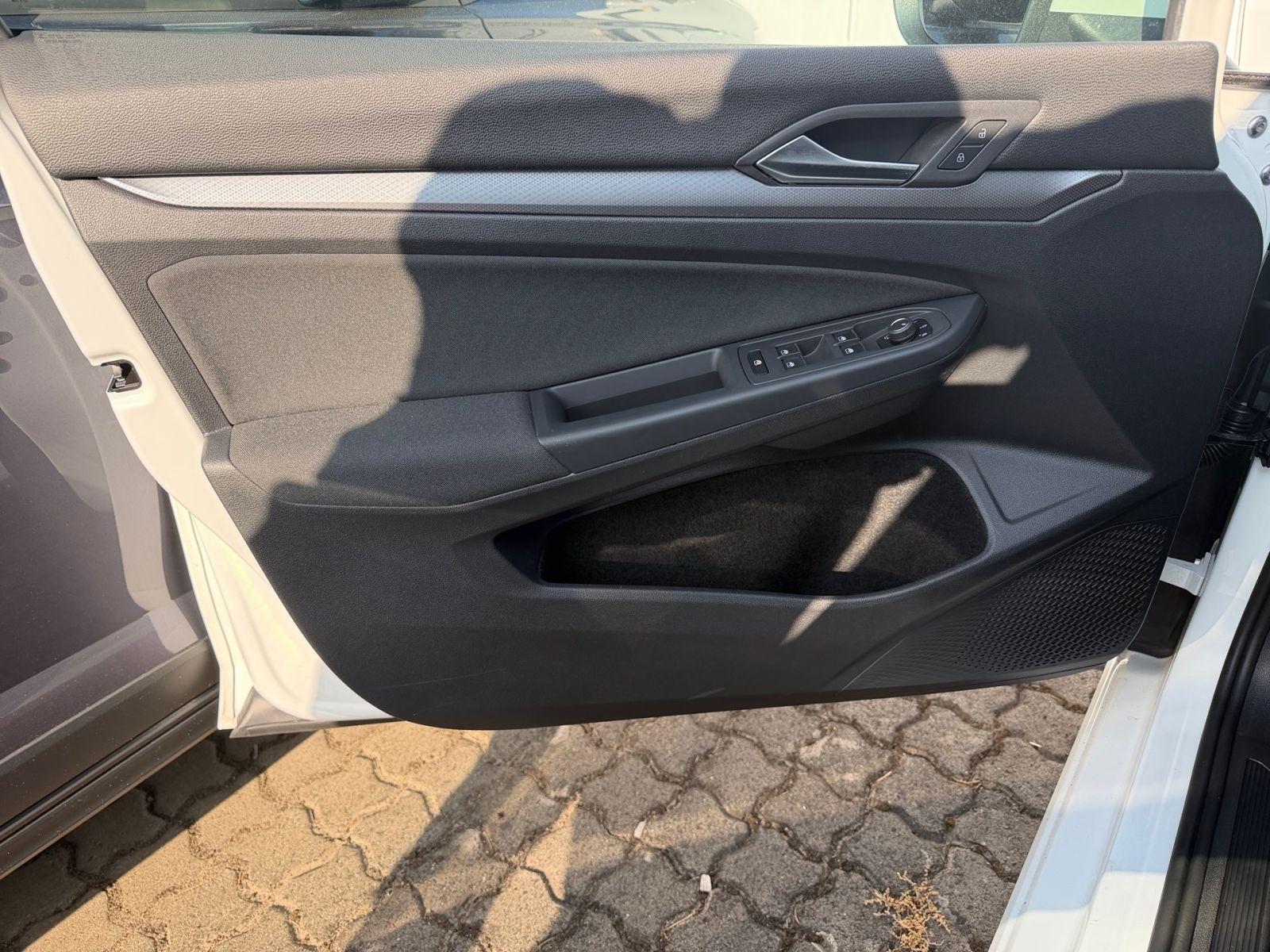 Volkswagen Golf VII 1.5 TSI Active Navi IQ.Light DAB+ SideA, миниатюра 7
