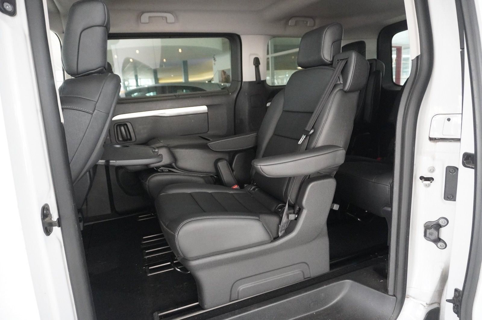 Fahrzeugabbildung Opel Zafira Life Tourer 2.0D "M" NAVI/LED/KAMERA/SHZ