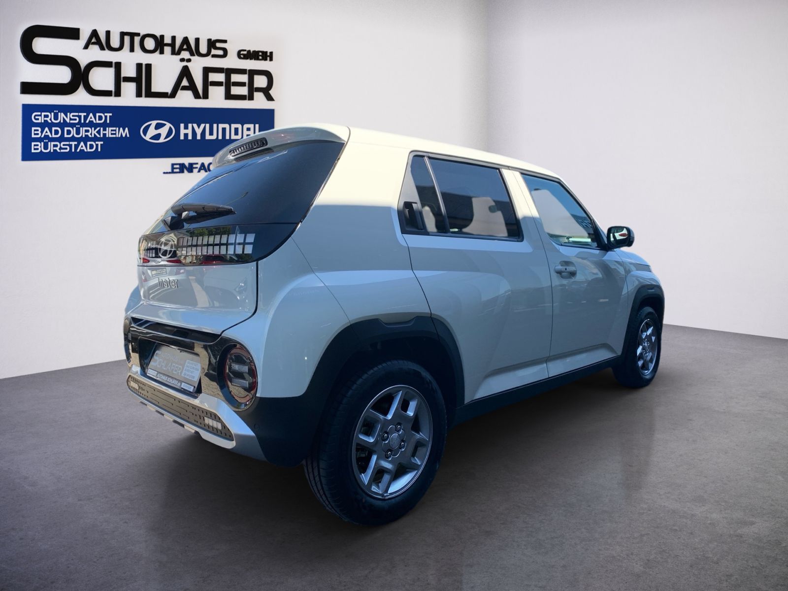 Fahrzeugabbildung Hyundai INSTER Trend Elektro 49 kWh Assistenz-Paket