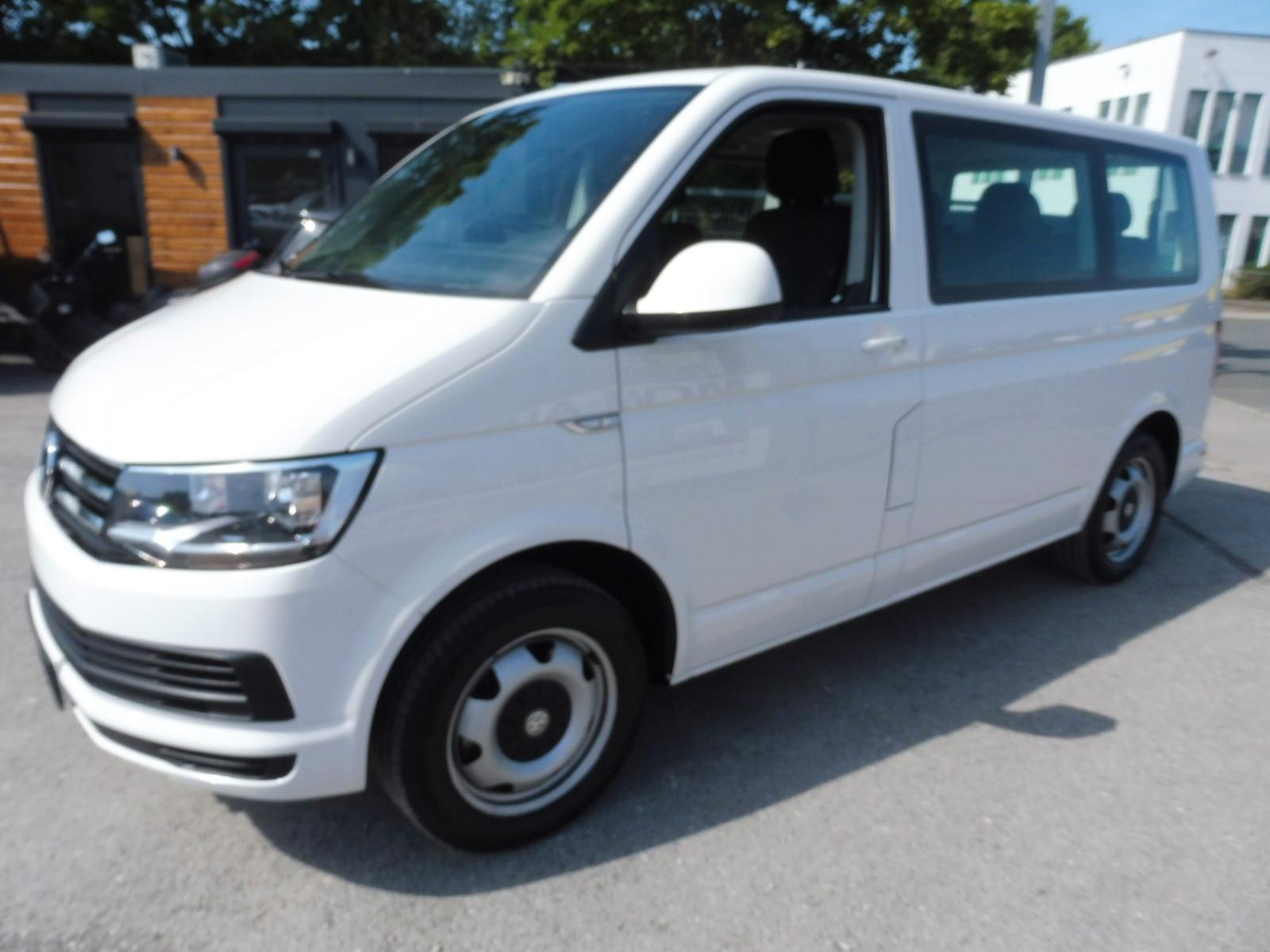 Volkswagen T6 Caravelle 2.0 TDI DSG 8-Sitze