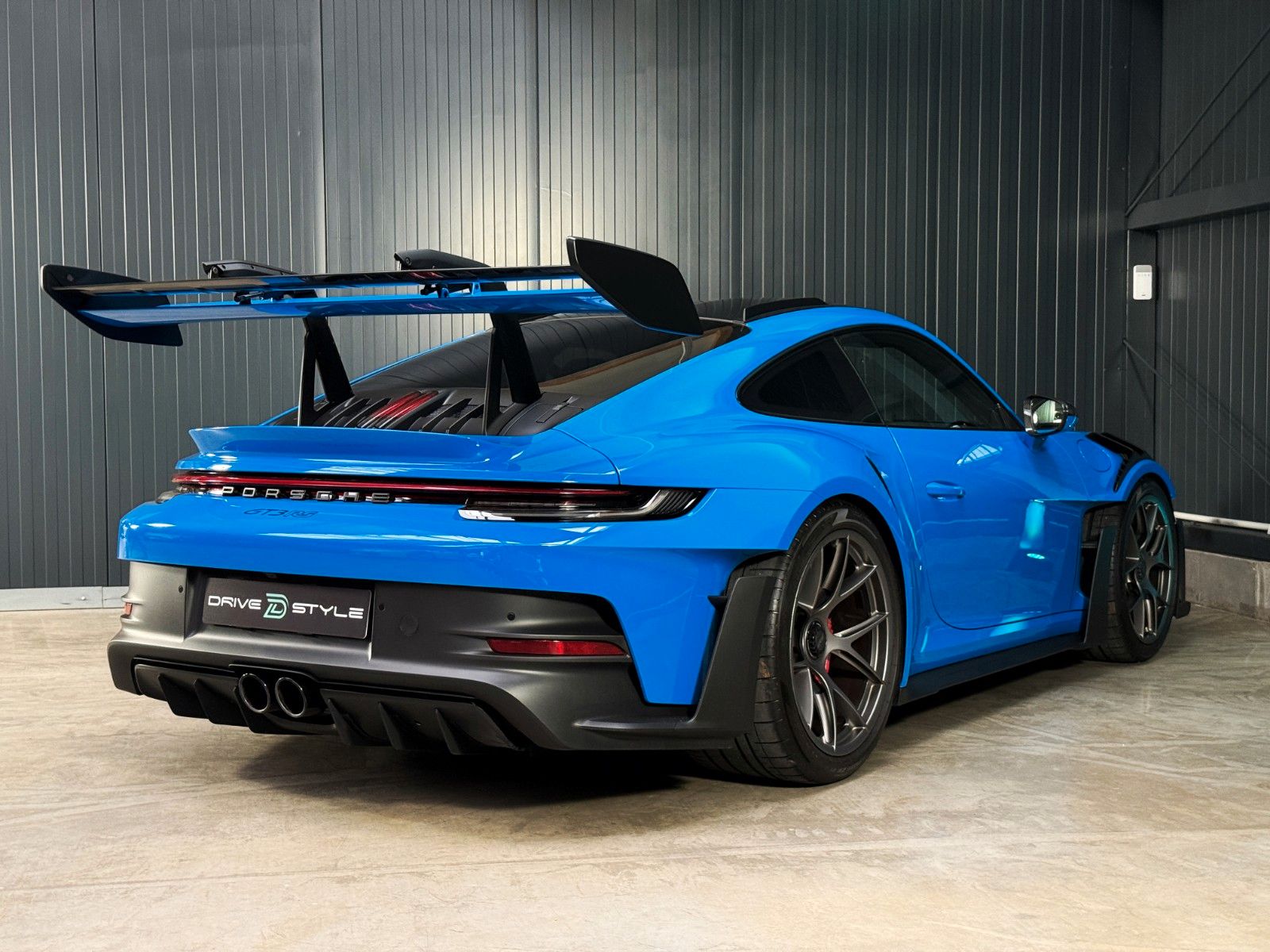 Fahrzeugabbildung Porsche 992 GT3 RS + Approved + Weissach + Sharkblue