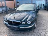 Jaguar X-Type 2.0 V6 Executive - Jaguar X-Type Executive mit Benzin-Antrieb