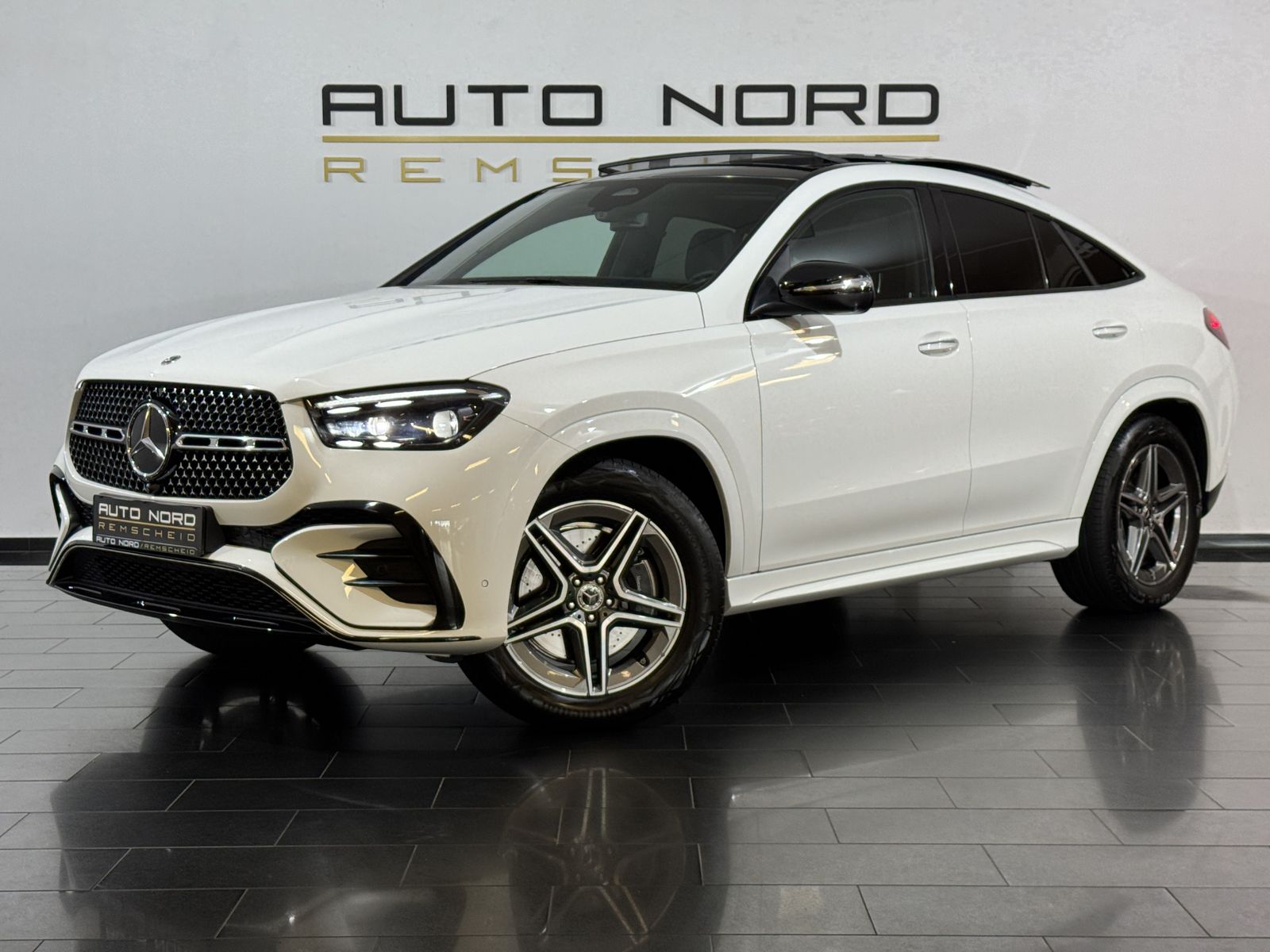 Mercedes Mercedes-Benz GLE 300 d Coupe 4M AMG Line *Pano*36