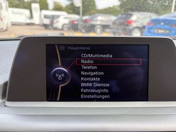 Fahrzeugabbildung BMW 116i Lim Aut. Navi Sport Line GSD PDC MFL Xenon