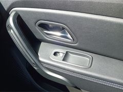 Fahrzeugabbildung Duster II Anniversary 1.3 TCe 130 EU6d-T Navi 36