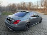 Mercedes-Benz S 560 4Matic AMG PAKET/BURM/PANO/360 KAMERA - gebrauchte Mercedes-Benz S 560 aus dem Jahr 2020