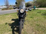 Royal Enfield Himalayan 411  Reiseenduro - ROYAL ENFIELD MOTORRAD