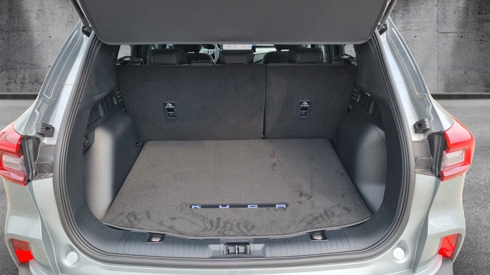 Fahrzeugabbildung Ford Kuga Titanium