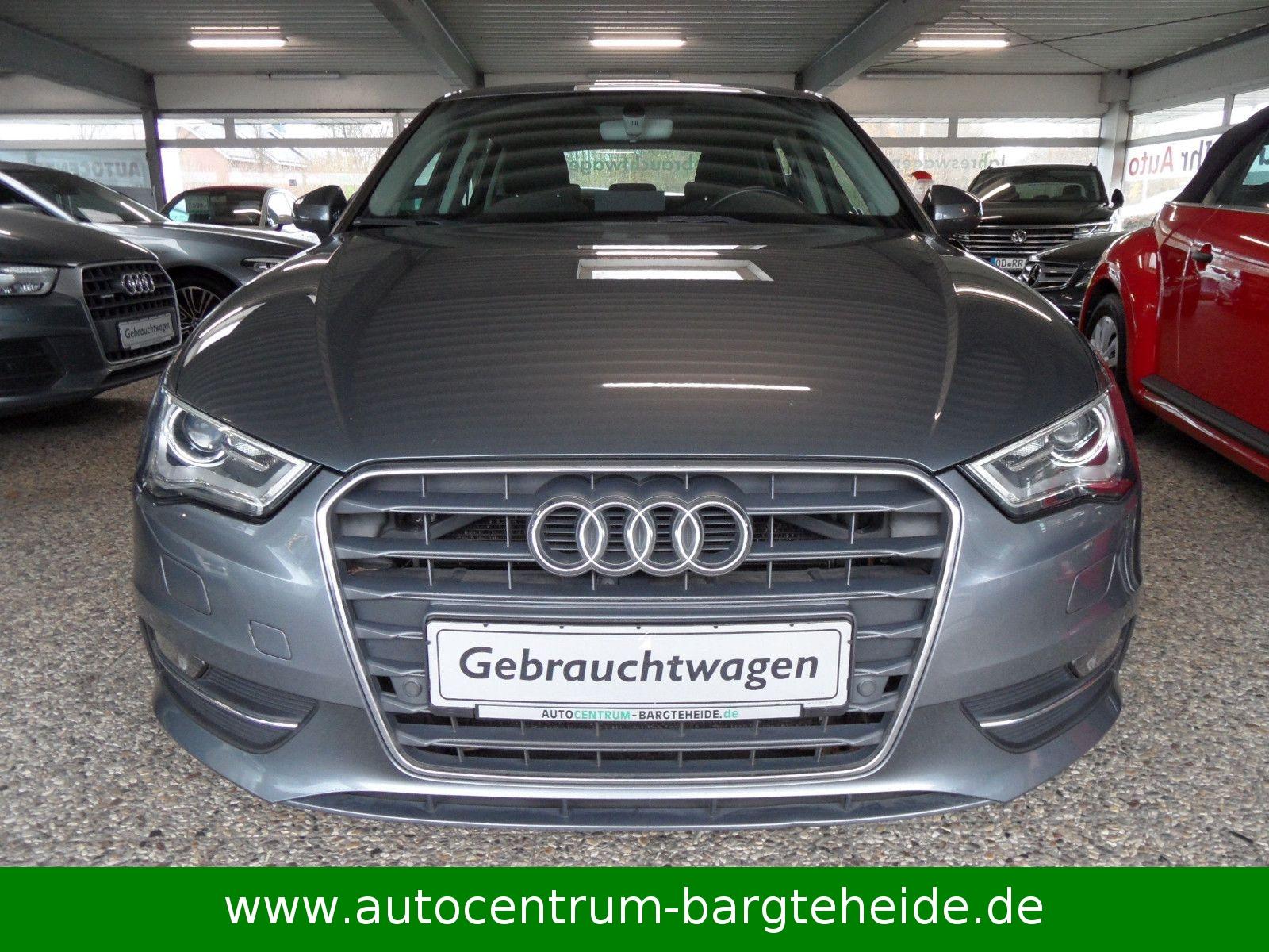Audi A3 Sportback 1.6 TDi Aut. Attraction NAVI+XENON