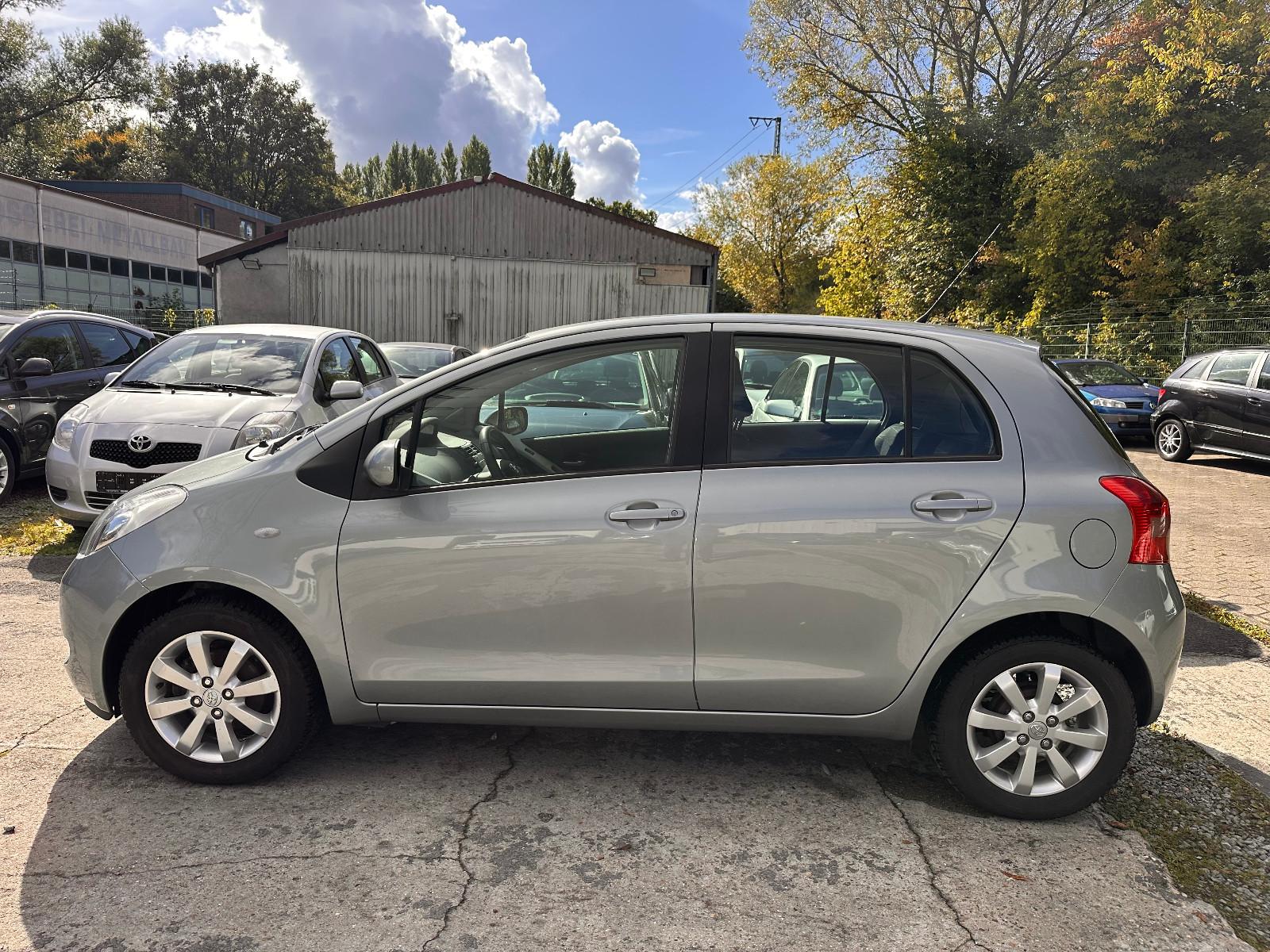 Toyota Yaris Team 1.3 Klima 79'TKM Scheckheft gepflegt