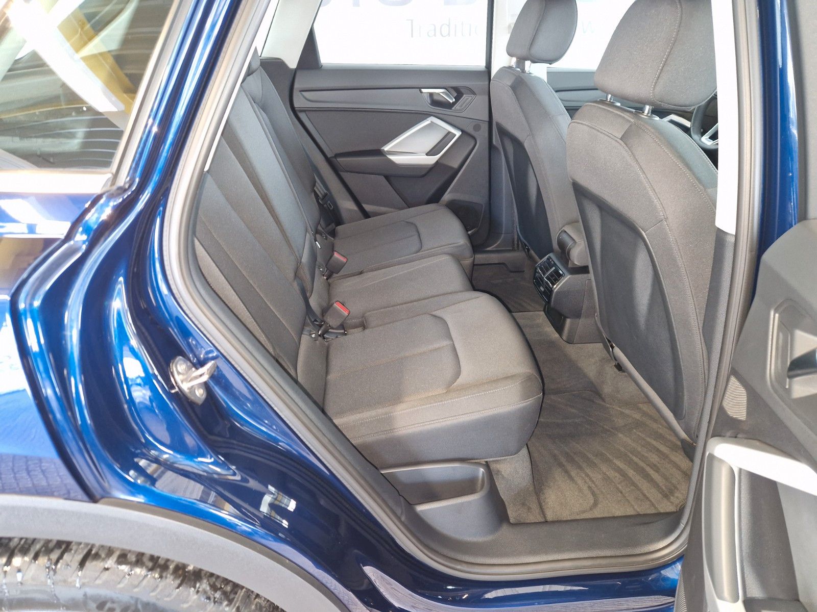 Audi Q3 45 TFSI e-hybrid S tronic PDC LED ACC SH AHK foto 14