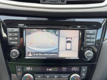Nissan Qashqai N-Connecta Automatik* Navi* 360* Kamera*