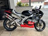Aprilia RS 250 Nera e Rossa - RENNSPORT VON 126 BIS 250 CCM