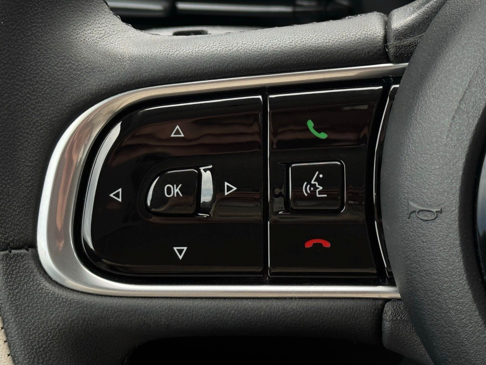 Fahrzeugabbildung Fiat 500e La Prima by Bocelli Leder CarPlay ACC CAM