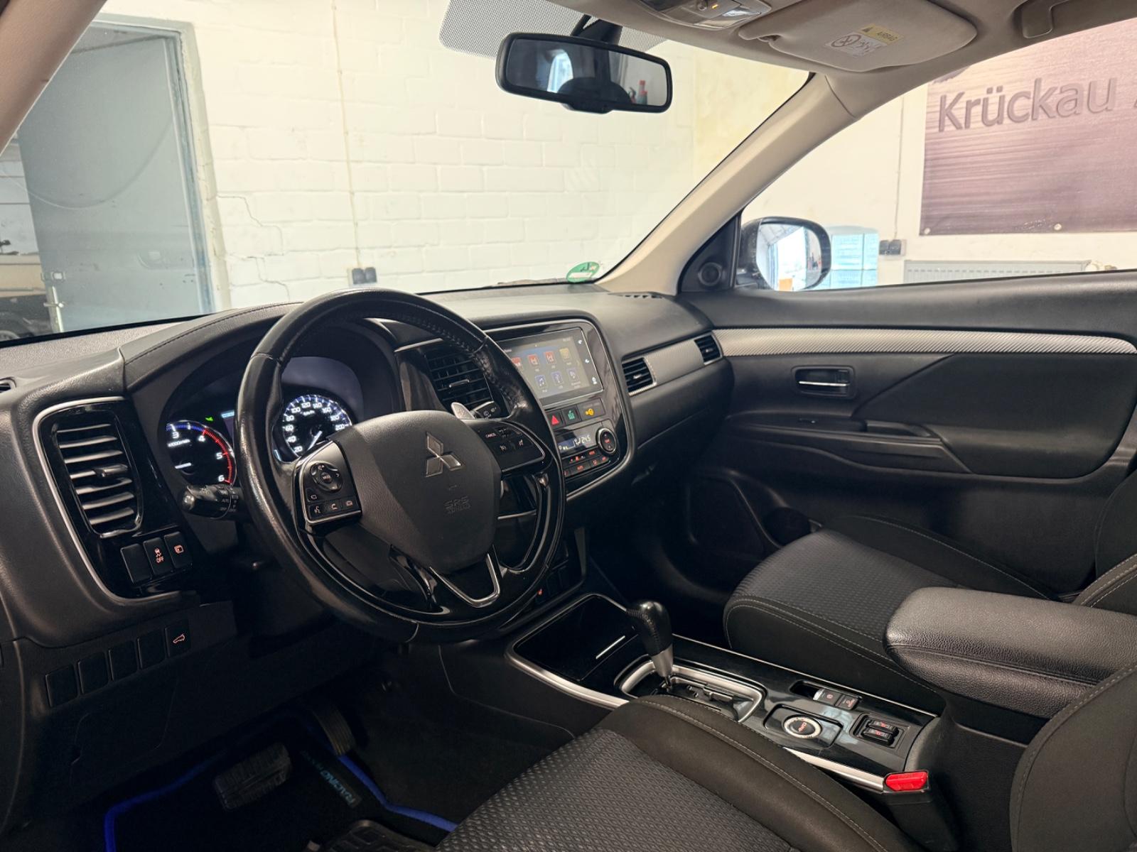 Mitsubishi Outlander 2.2 DI-D Edition 100+ 4WD Aut AHK
