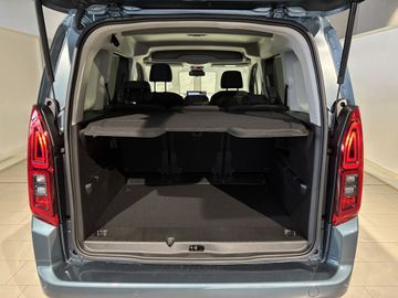 Fotografie des Opel Combo Electric E 50kWh GS