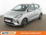 Hyundai i10 1.2 Trend Aut*NAVI*TEMPO*CAM*PDC*SHZ* - Hyundai i10 Gebrauchtwagen in Hamburg