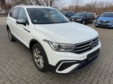 Volkswagen Tiguan Allspace Life/DSG/LED/CAM/HUD/NAV/7SITZER - Volkswagen Tiguan Allspace: Head-Up Display