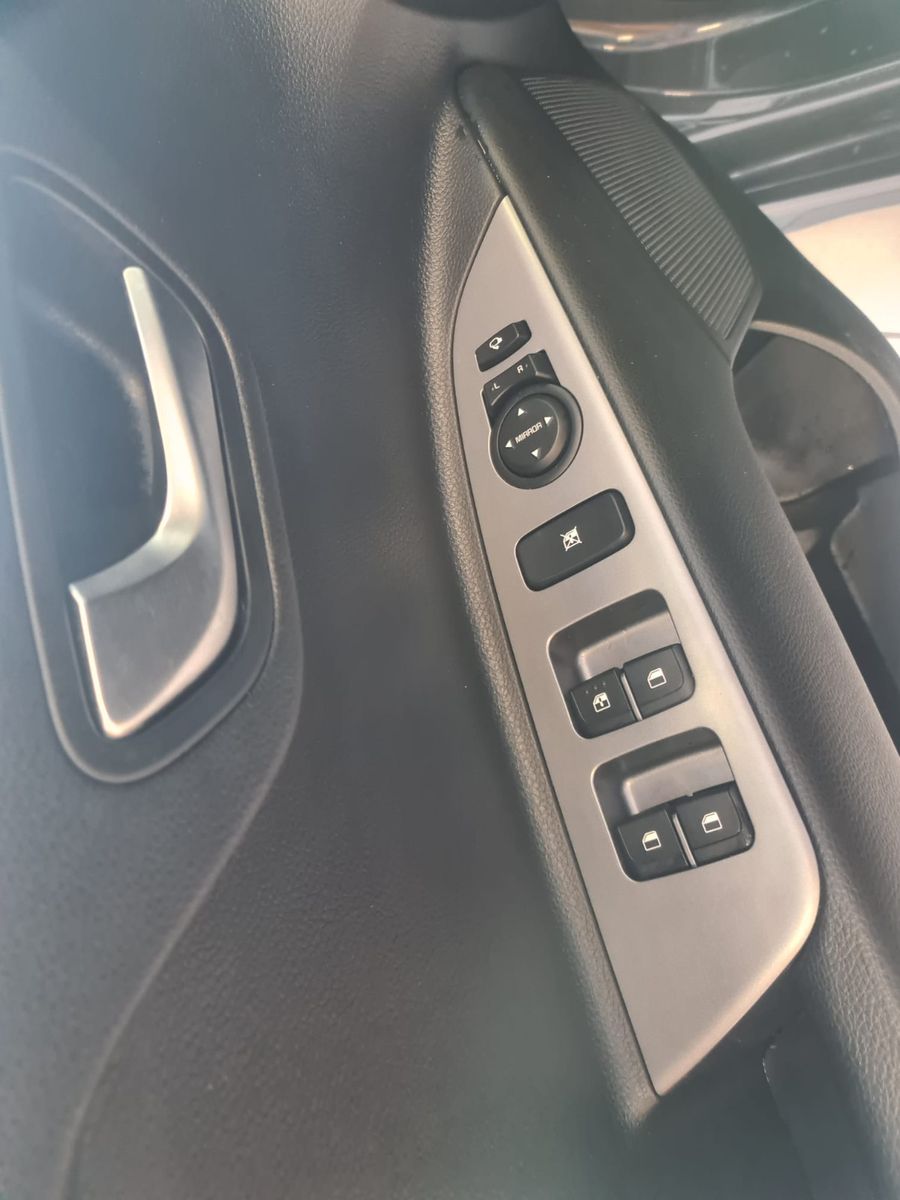 Fahrzeugabbildung Kia Rio GT-Line /1.HAND/WENIG KM/LED/KAMERA