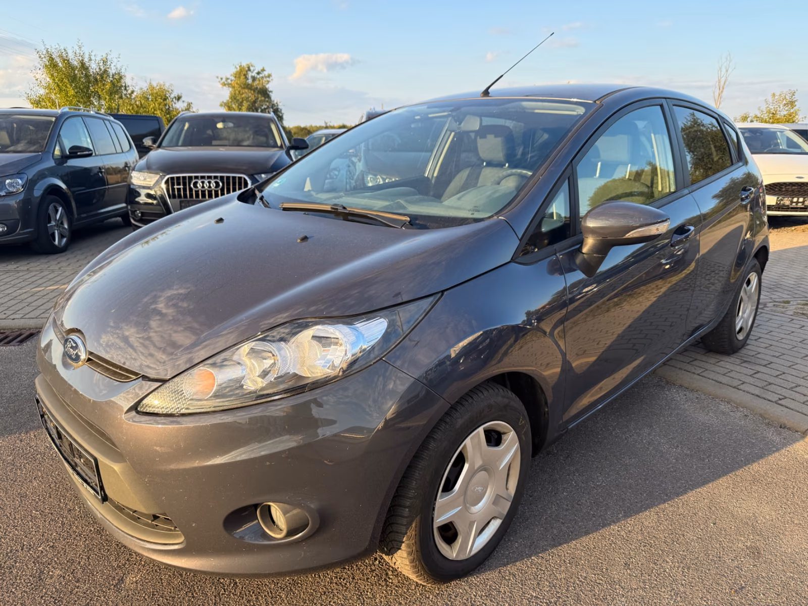 Ford Fiesta 1.2 Benzin 82 PS Klima gepflegt TÜV noch