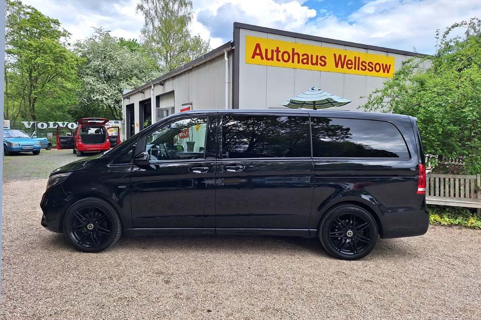 MERCEDES-BENZ V 250 8-Sitzer lang AMG-Line Leder 1.Hand