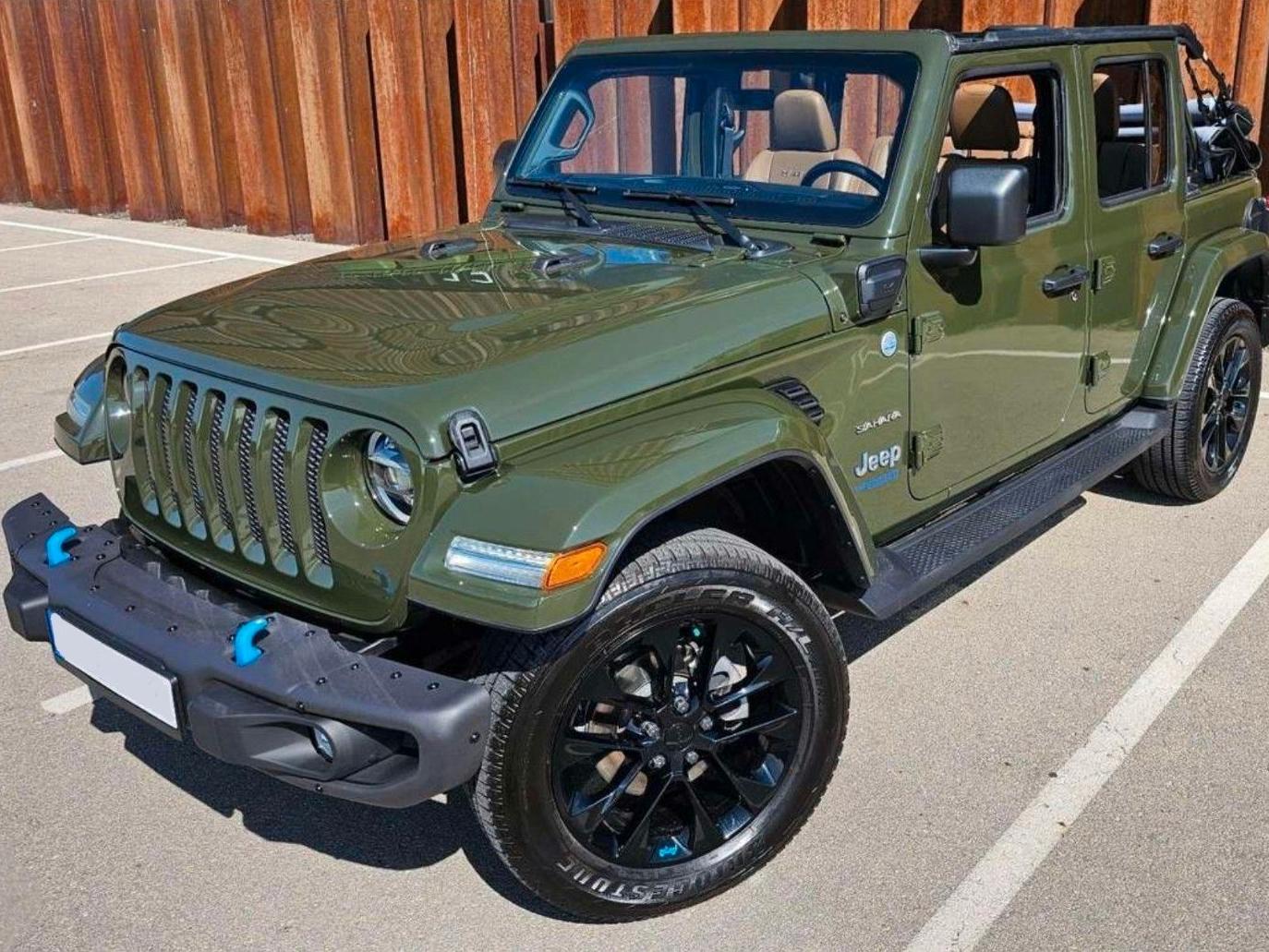 Jeep Wrangler 2.0 4xe Unlimited Sahara Automatik