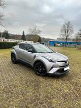 Toyota C-HR 1.8-l-VVTi Hybrid SelectionStyle unfallfrei - gebrauchte Toyota C-HR aus dem Jahr 2019