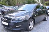Opel Astra Sports Tourer 1.4T Automatik Klima Sitzhzg