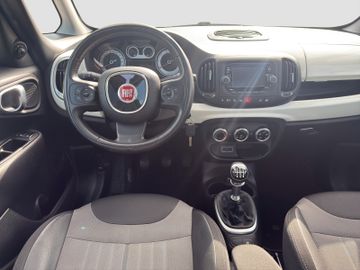 Fotografie des Fiat 500L Pop Star Panoramadach PDC