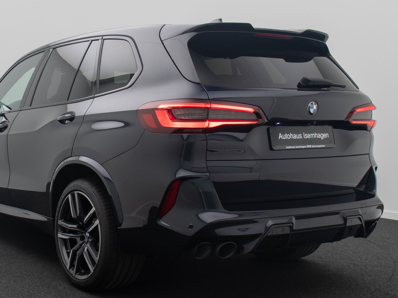 Fahrzeugabbildung BMW X5 M 360°B&W Panorama HUD Massage DAB FondEntert