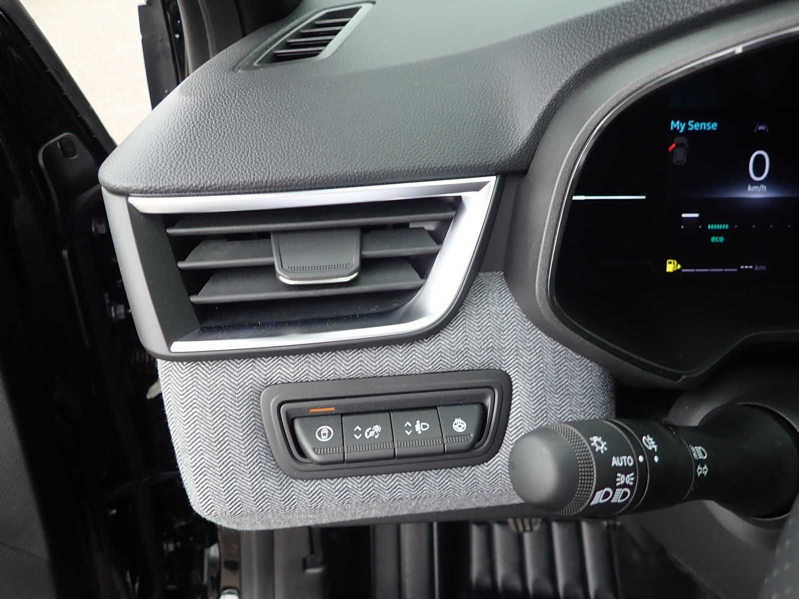 Fahrzeugabbildung Renault Clio Techno TCe 90