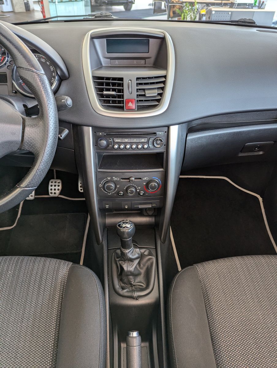 PEUGEOT 207 1.6 Active Windschott Klima Sitzheizung - Image 24