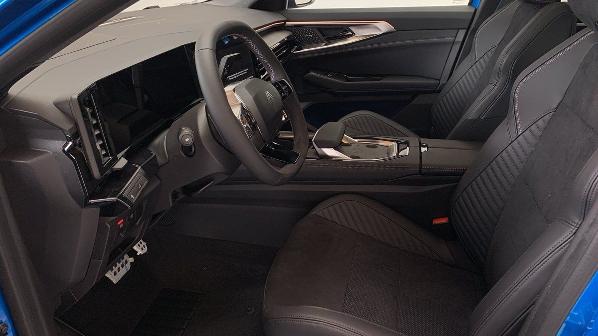 Renault Rafale - Bild 9