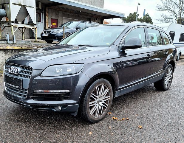 Audi Q7 3.0 TDI (DPF) quattro tiptronic -