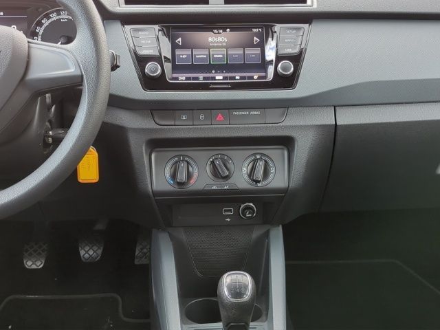 Fahrzeugabbildung Skoda Fabia 1.0 MPI Cool Plus Klimaanlage, Bluetooth