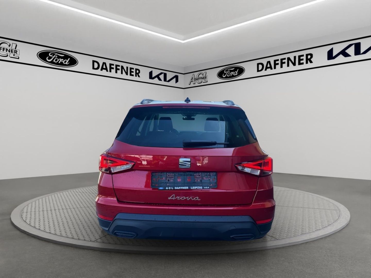 Fahrzeugabbildung SEAT Arona Navi Digitales Cockpit LED Sperrdiff. ACC
