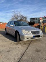 Mercedes-Benz Mercedes C240 W203 V6  TÜV 10/2026  gepf... - Mercedes-Benz C 240 in Frankfurt (Main)