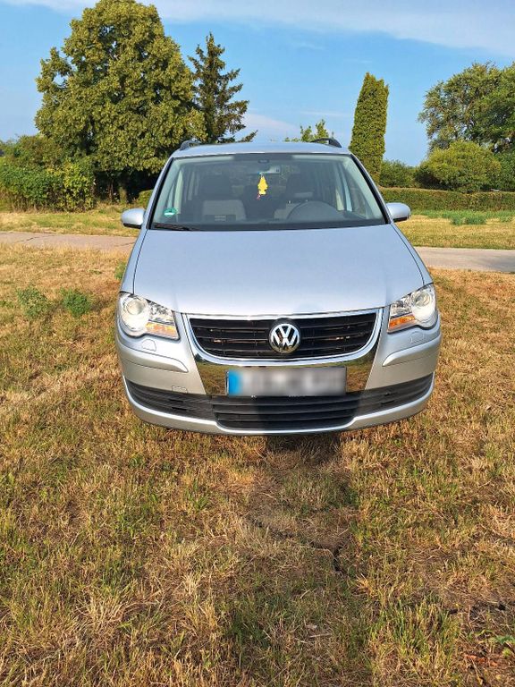 Image of Volkswagen Touran