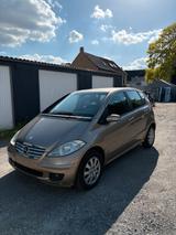 Mercedes-Benz Mercedes A150 (W169) Scheckheftgepflegt - Mercedes-Benz A 150 Gebrauchtwagen in Krefeld