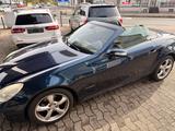 Mercedes-Benz SLK 200 Aut. Airscarf Leder Klima Navi PDC Xenon - Mercedes-Benz SLK-Class: Blau