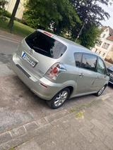 Toyota Corolla Verso 2.2 Diesel . 7 Sitzer... - Toyota Corolla Verso aus 2007 mit Diesel-Antrieb