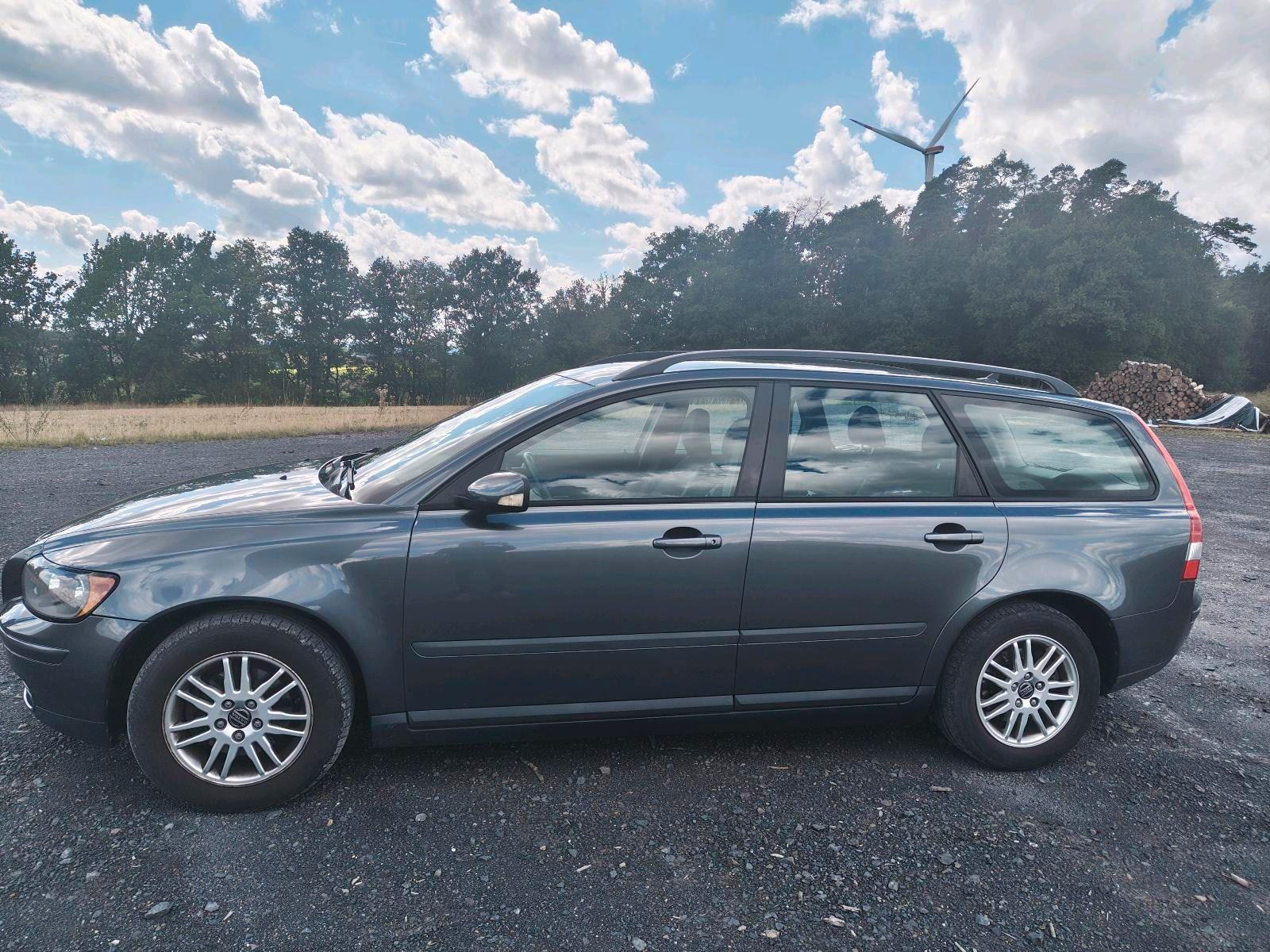 Volvo V50 2004 — photo 14