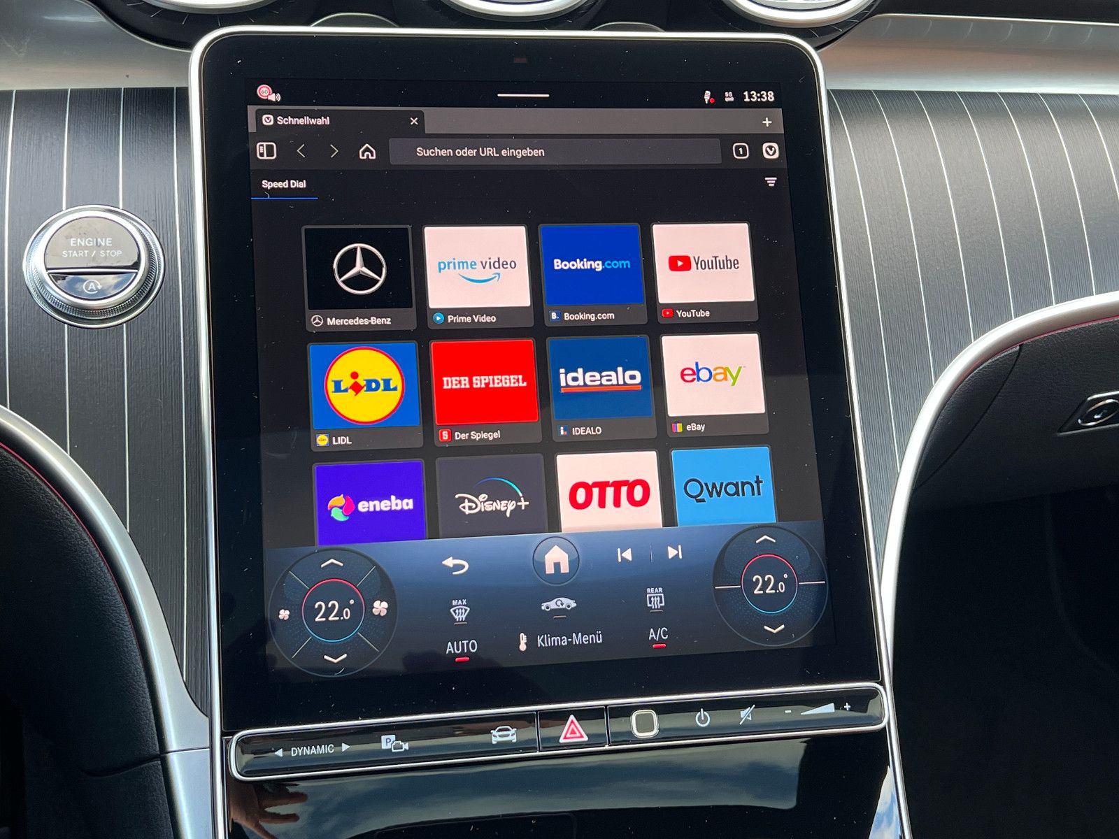 Fahrzeugabbildung Mercedes-Benz CLE 200 AMG LINE PREMIUM PANORAMA SITZKLIMA