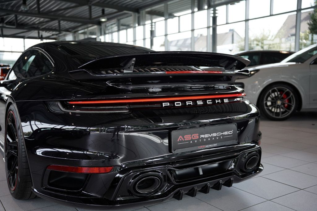 Porsche 992