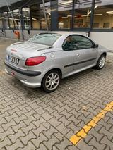 Peugeot 206 CC Platinum 110 Automatik Platinium - Peugeot 206 Platinium mit Benzin-Antrieb