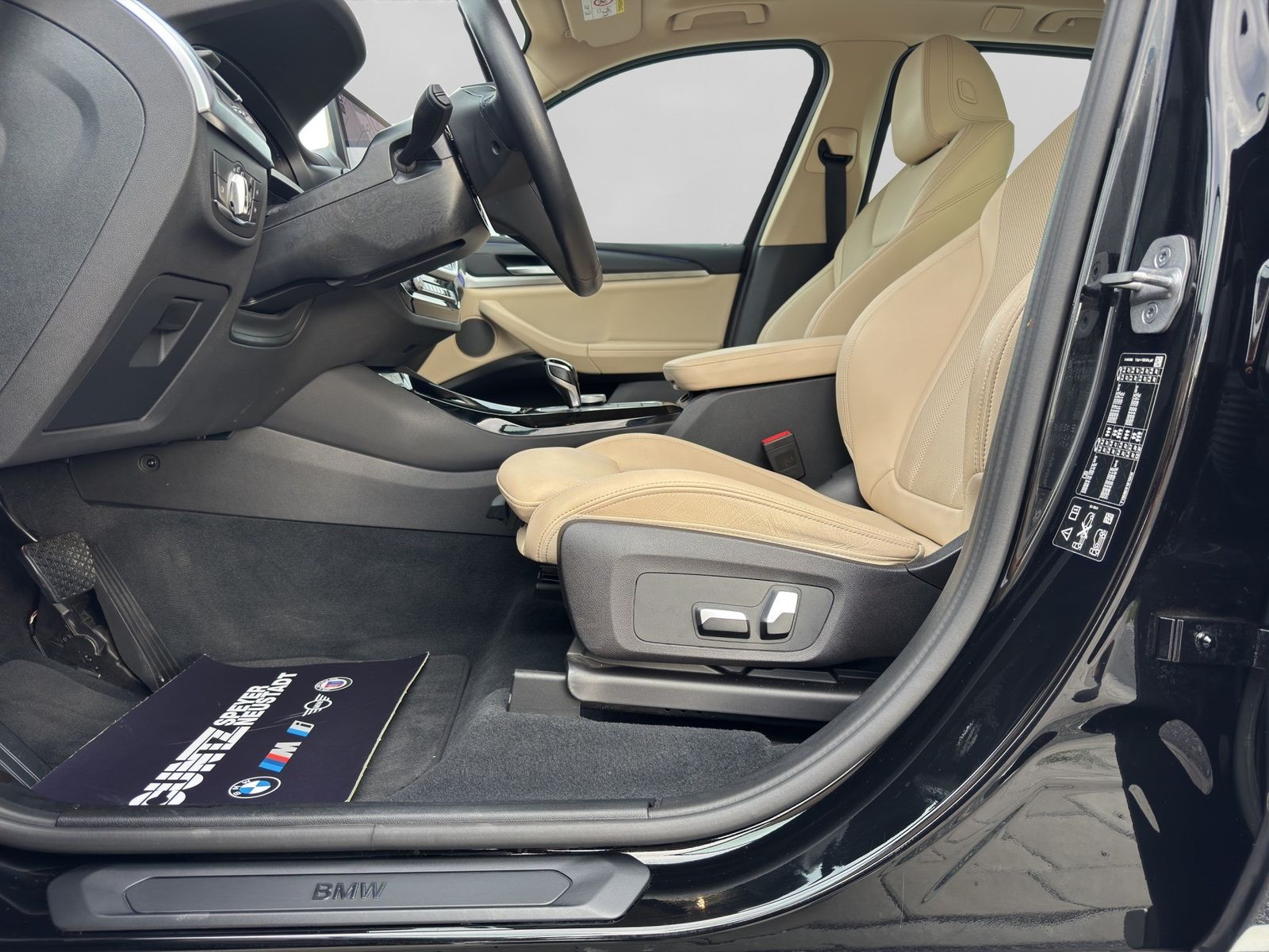 BMW X3 xDrive30i Standheizung A.H.-Kupplung Harman/K foto 19