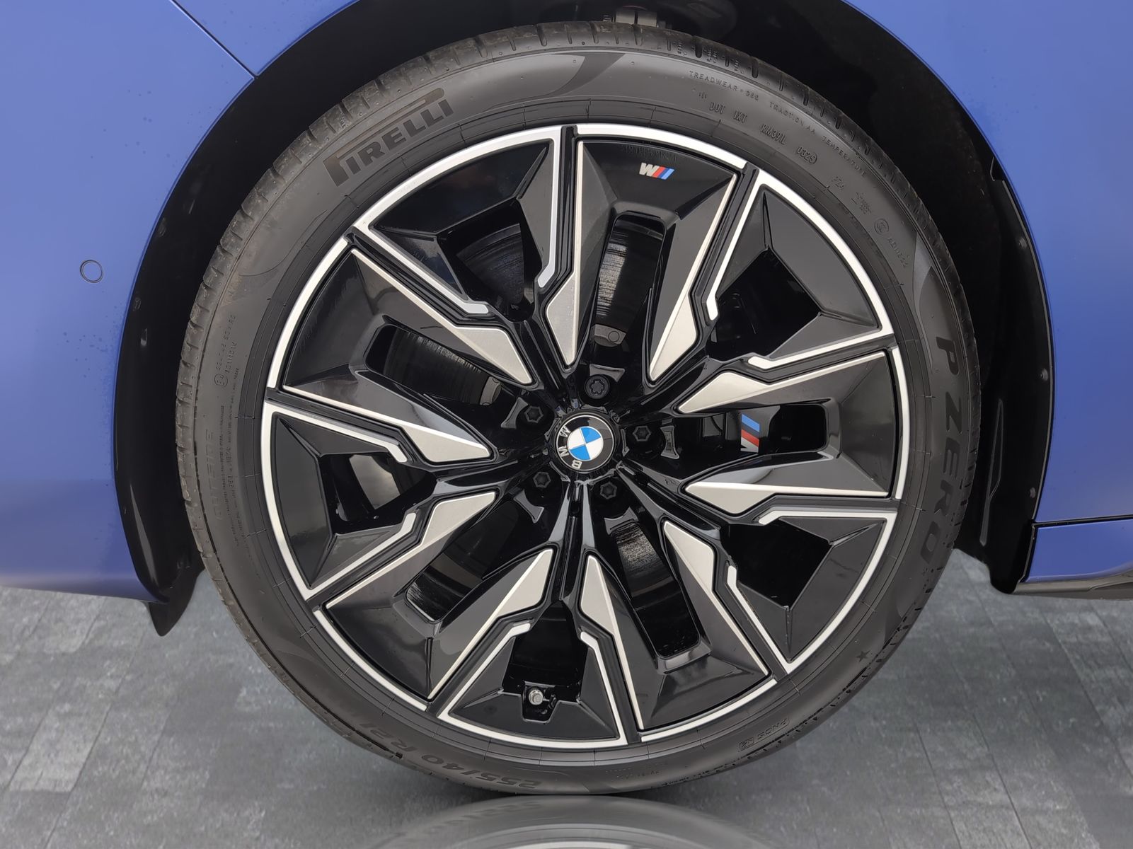 BMW i7 - Bild 17