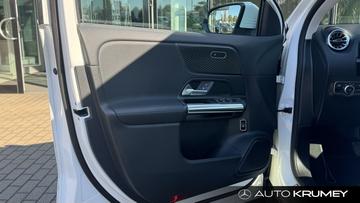 2025 Mercedes-BENZ GLA — фото 9